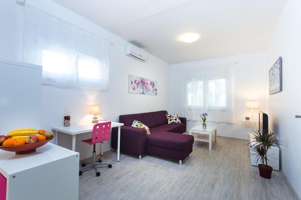 Apartment Perunika Задар Экстерьер фото